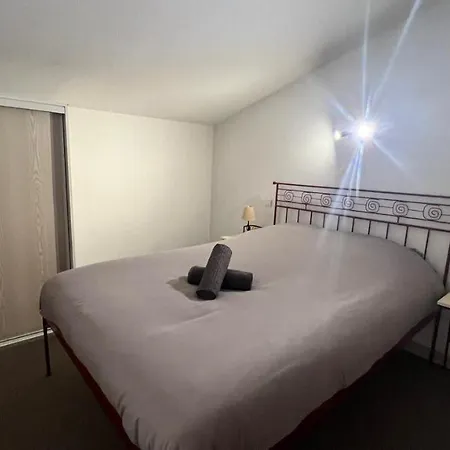 La De Lina 509 -self Check In -